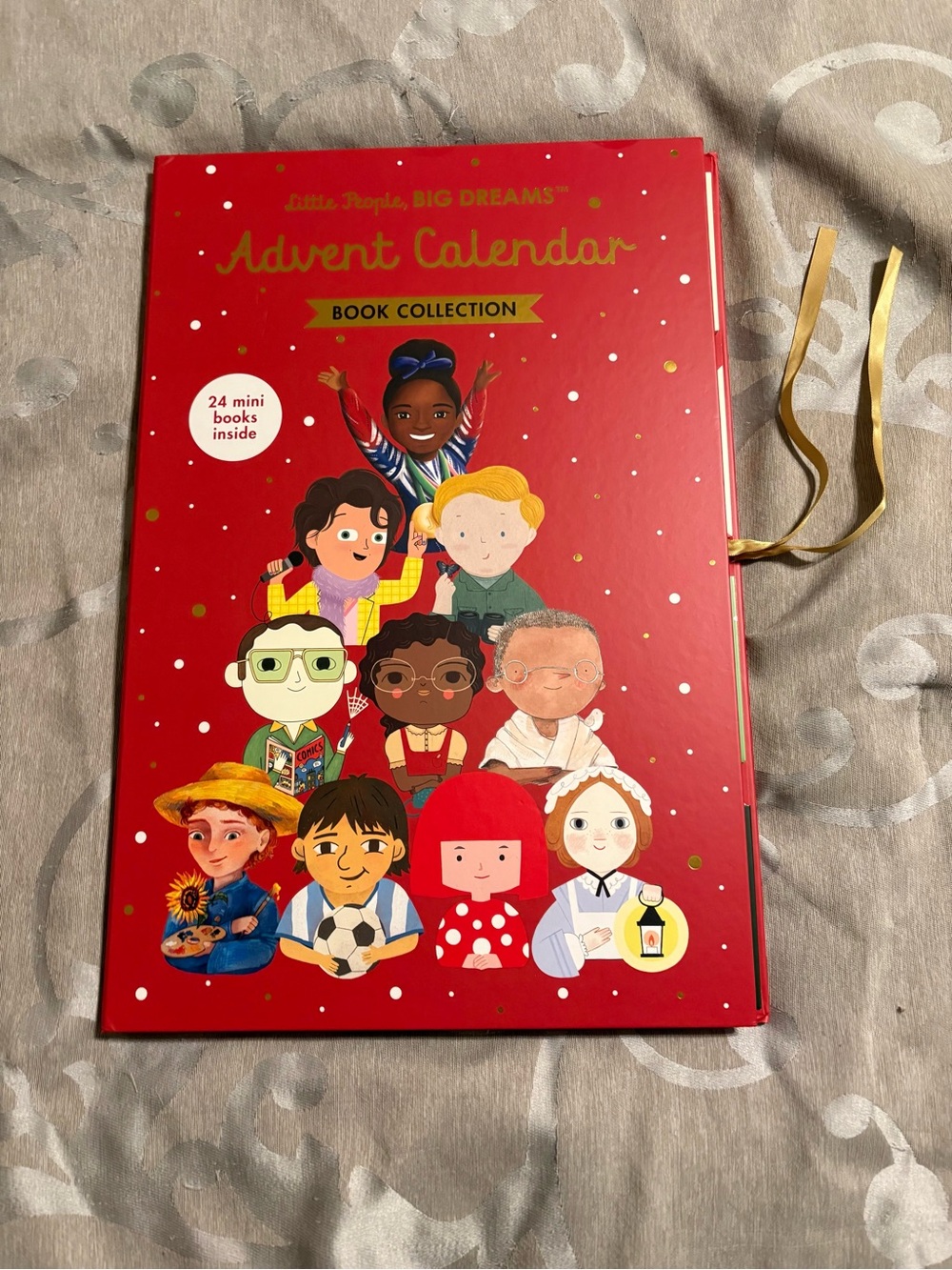 Red Advent Calendar Book Collection - Kids Accessory